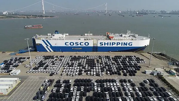The tightness of car export capacity continues to intensify, should car companies build ships?
