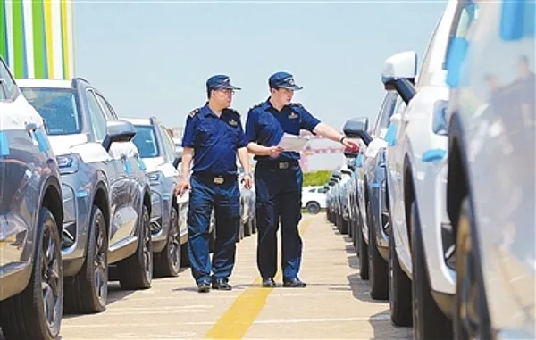 New energy vehicles "going to sea" are busy. In the first half of the year, the export value of Tianjin port increased by 39.3% year-on-year